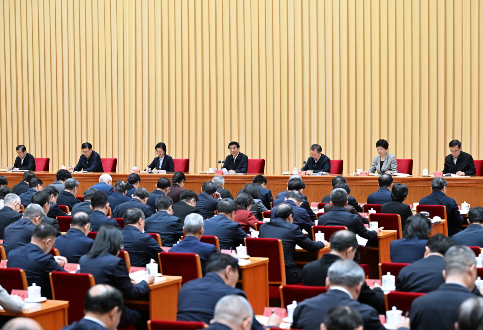 全國統戰部長會議在北京召開 王滬寧:做好統一戰線宣傳工作 – 新華澳報